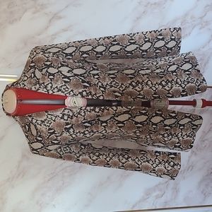 Snakeskin print, lightweight blazer. Size L